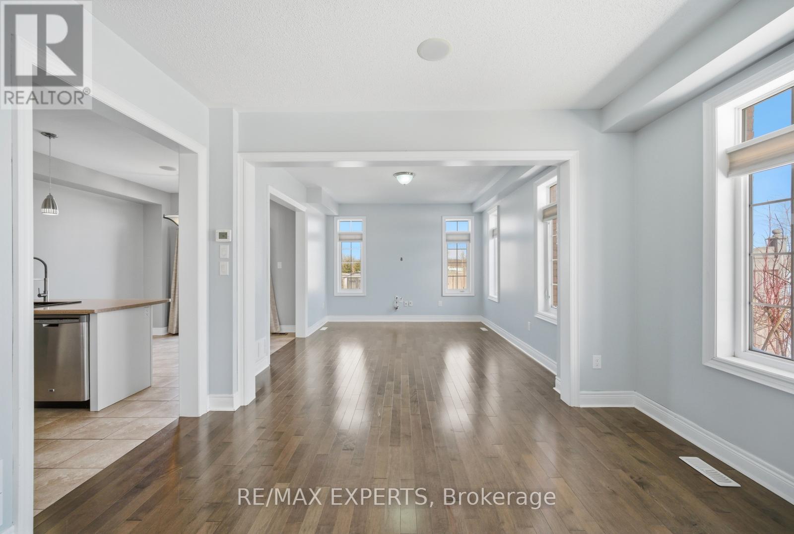 76 Forsyth Crescent, Barrie, Ontario  L4N 6R1 - Photo 8 - S12980668