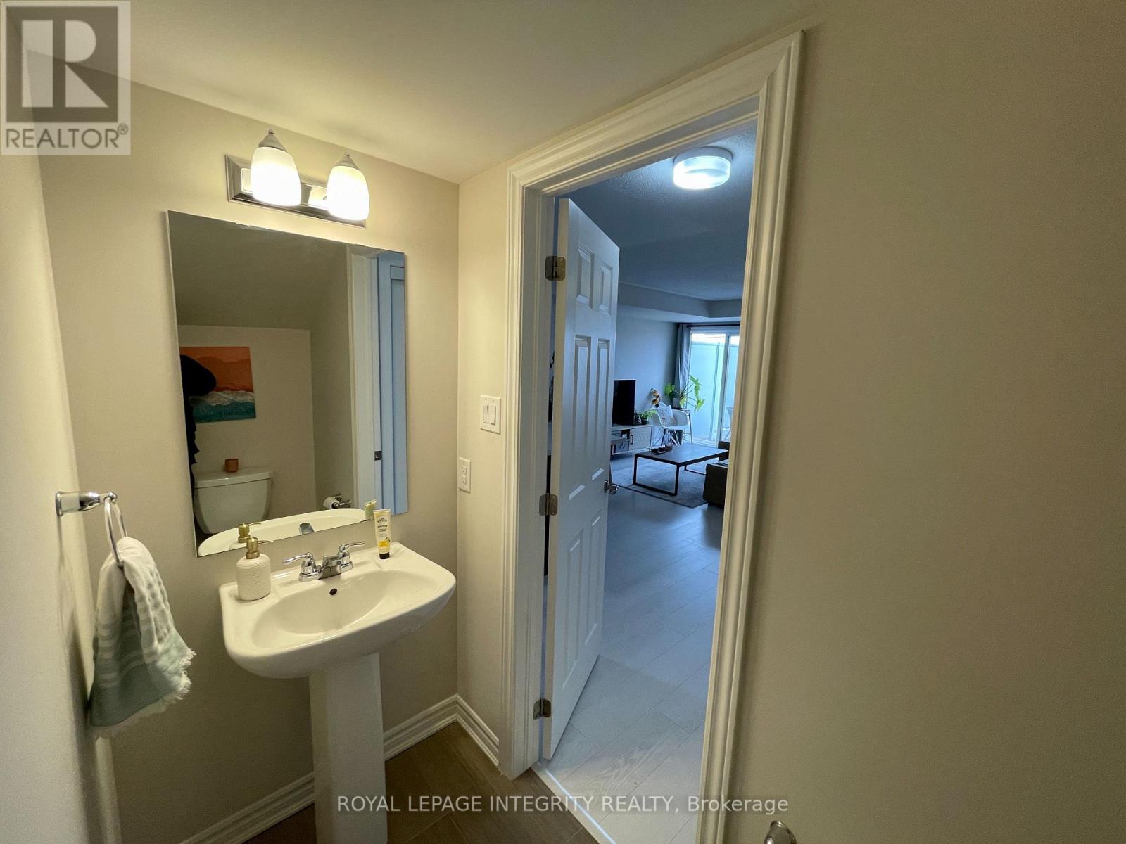 418 Lapland Private, Ottawa, Ontario  K2V 0S2 - Photo 12 - X12948648