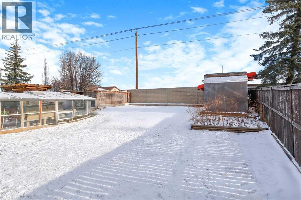 48 Bernard Way Nw, Calgary, Alberta  T3K 2E9 - Photo 31 - A2284800