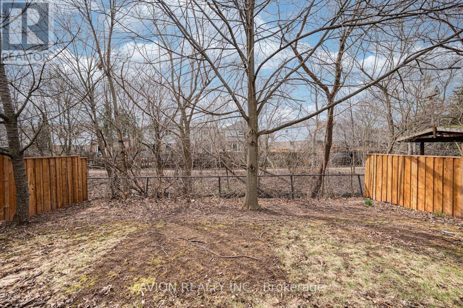 1613 Greenbriar Drive, Oakville, Ontario  L6M 1Y3 - Photo 37 - W12980564