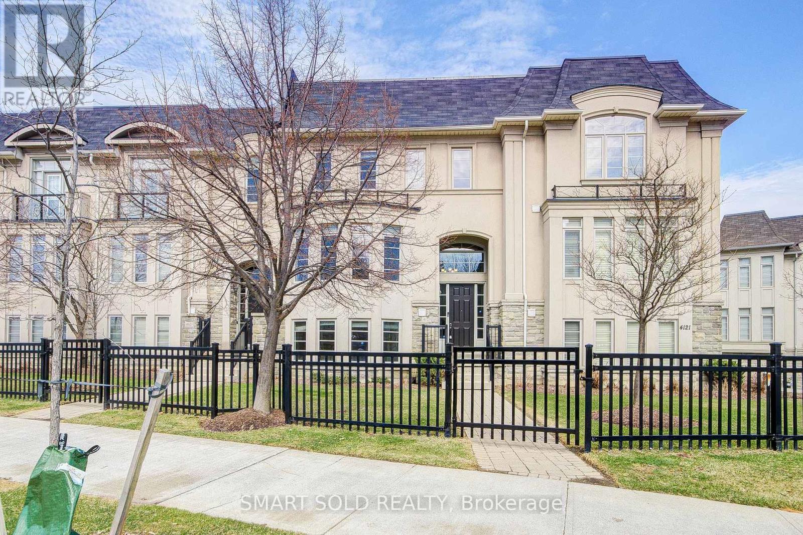 4123 Shipp Drive, Mississauga, Ontario  L4Z 0A7 - Photo 2 - W12980572