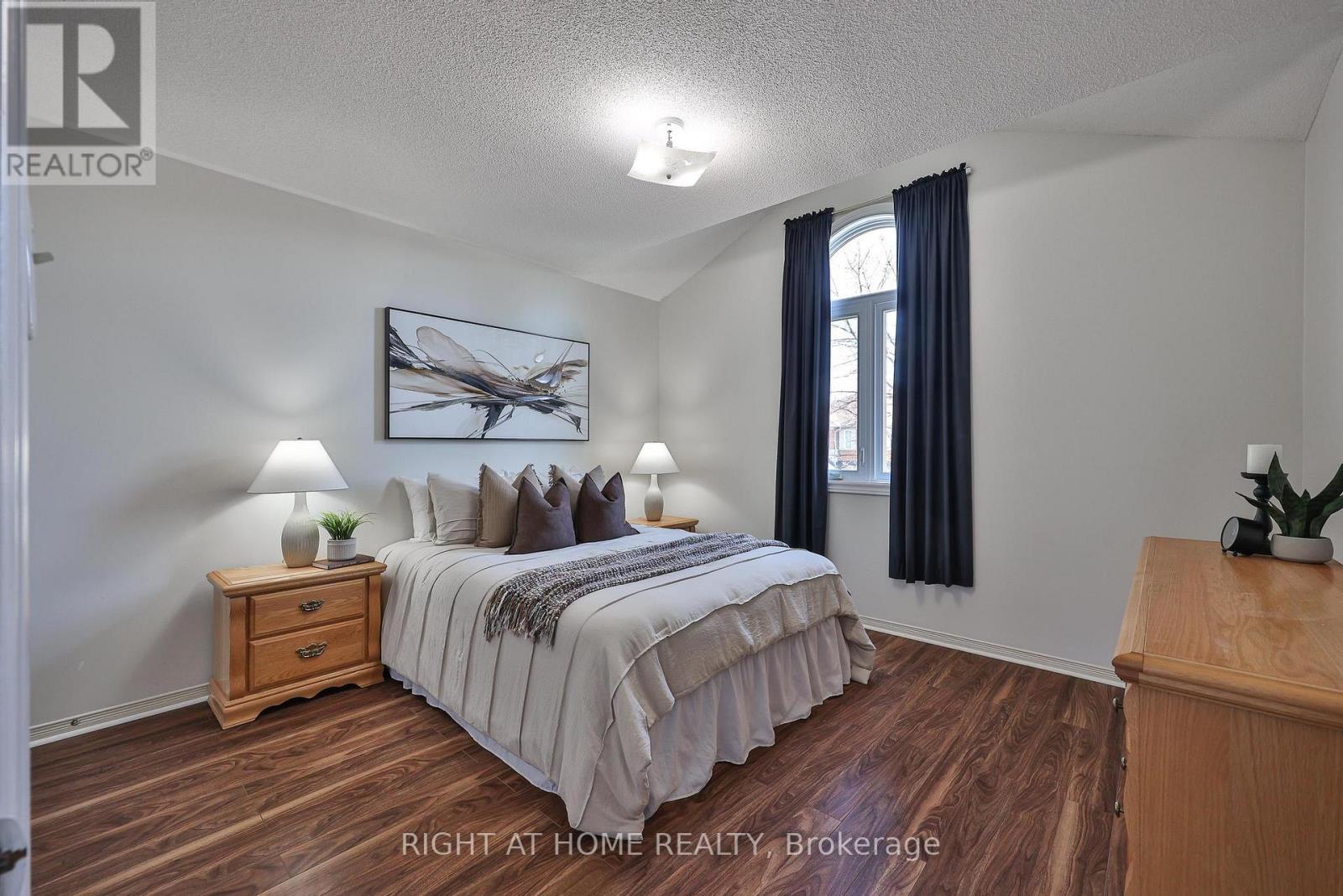 12 Anglers Catch Lane, Brampton, Ontario  L6R 2A5 - Photo 19 - W12980614