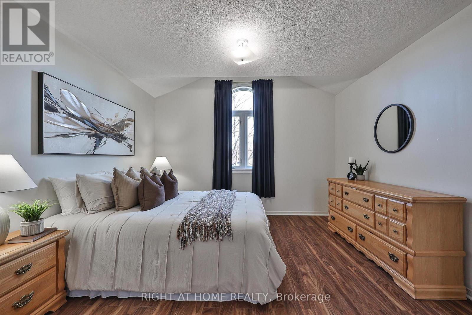 12 Anglers Catch Lane, Brampton, Ontario  L6R 2A5 - Photo 20 - W12980614