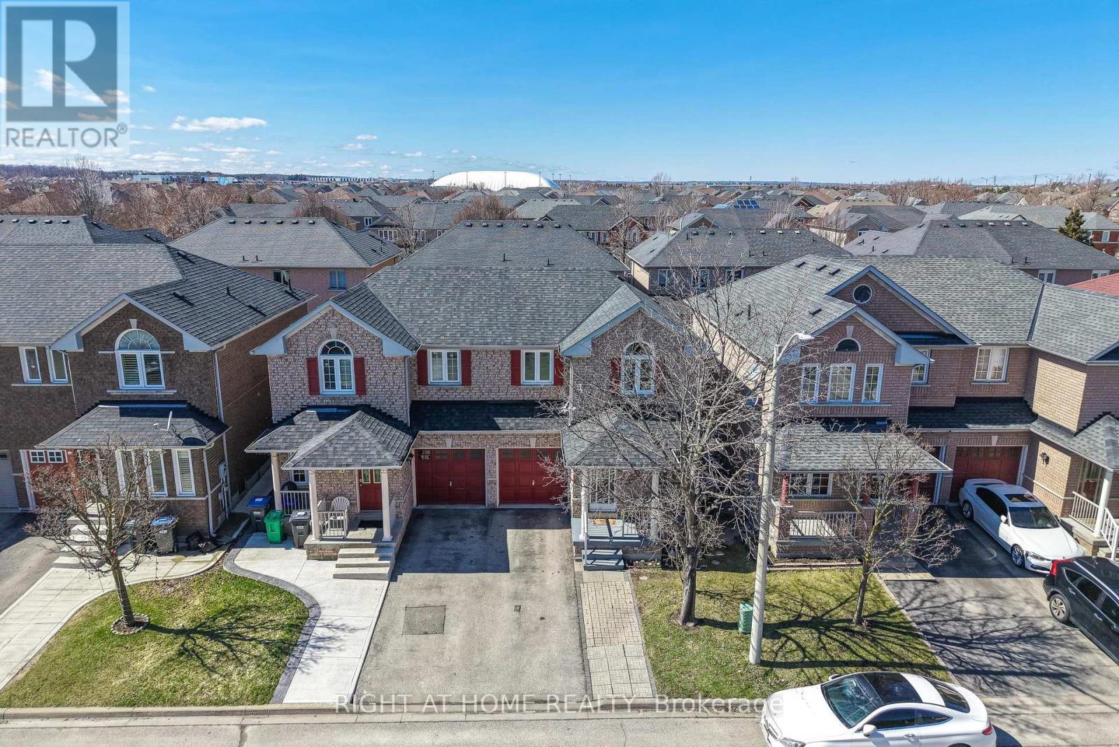 12 Anglers Catch Lane, Brampton, Ontario  L6R 2A5 - Photo 35 - W12980614