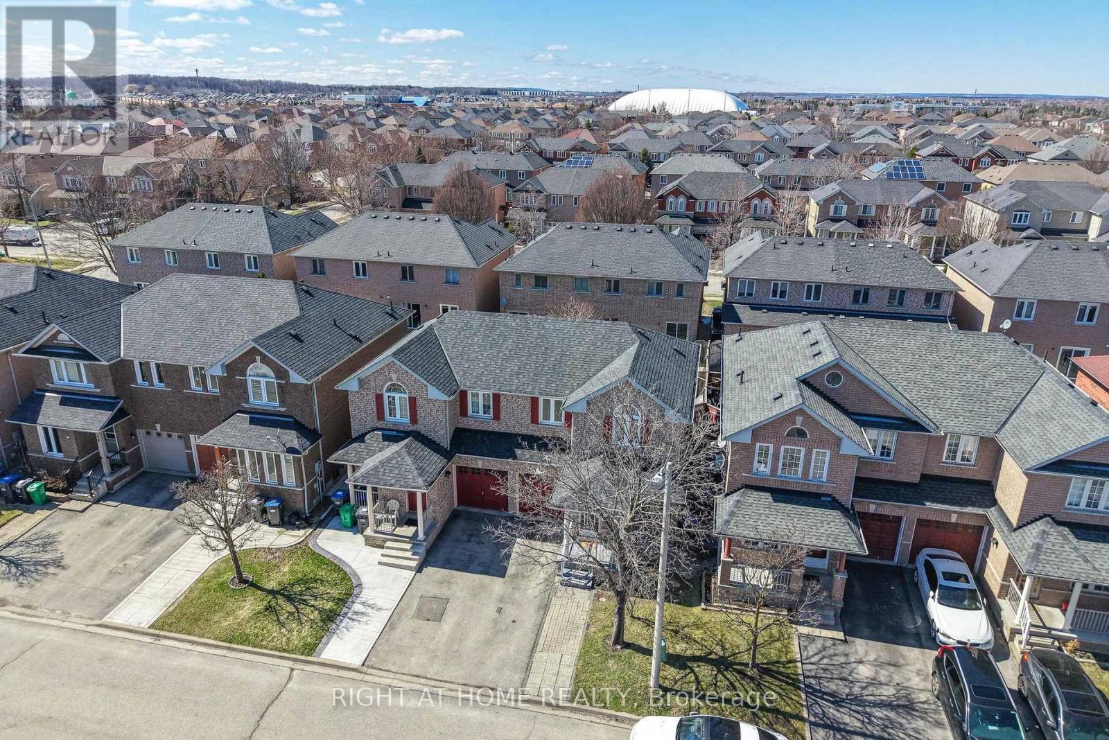 12 Anglers Catch Lane, Brampton, Ontario  L6R 2A5 - Photo 37 - W12980614