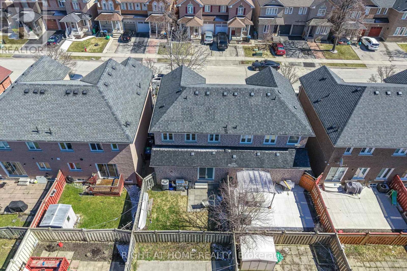 12 Anglers Catch Lane, Brampton, Ontario  L6R 2A5 - Photo 39 - W12980614