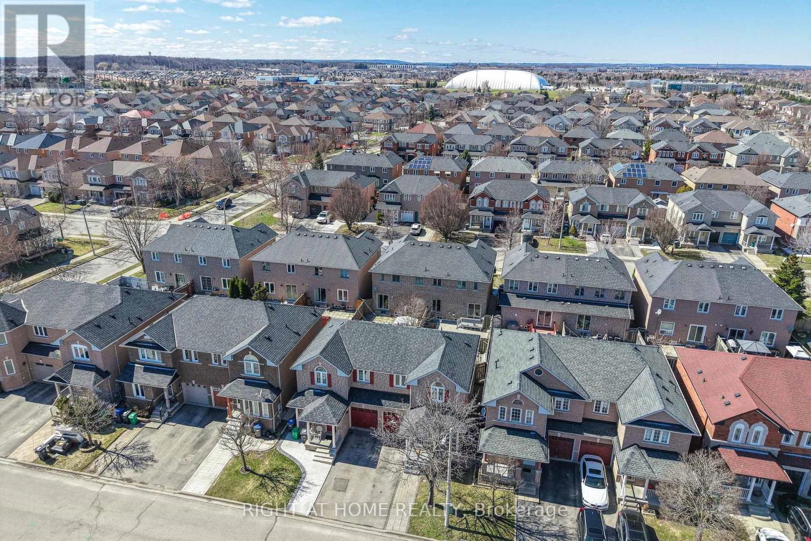 12 Anglers Catch Lane, Brampton, Ontario  L6R 2A5 - Photo 41 - W12980614