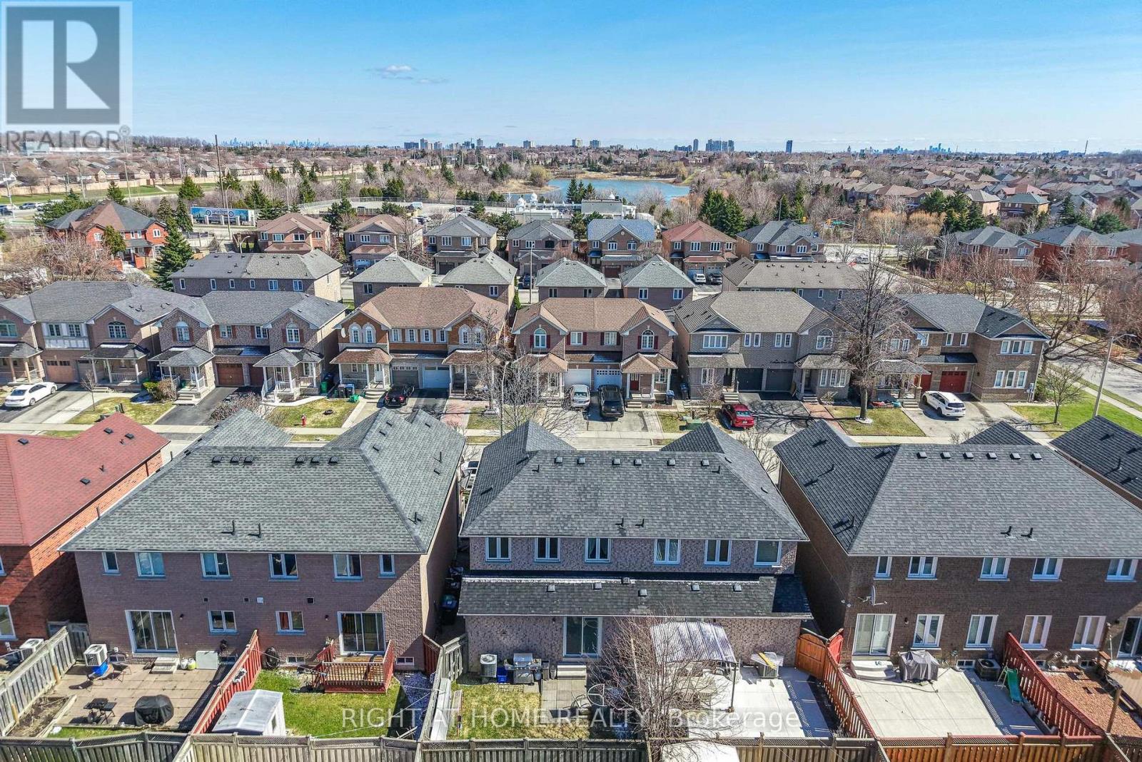 12 Anglers Catch Lane, Brampton, Ontario  L6R 2A5 - Photo 43 - W12980614