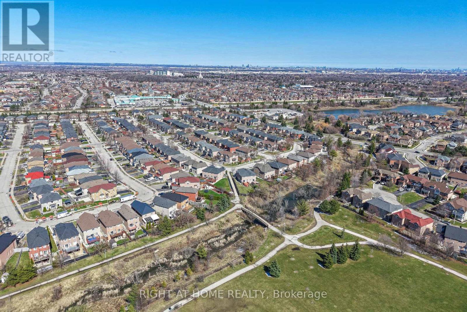 12 Anglers Catch Lane, Brampton, Ontario  L6R 2A5 - Photo 45 - W12980614