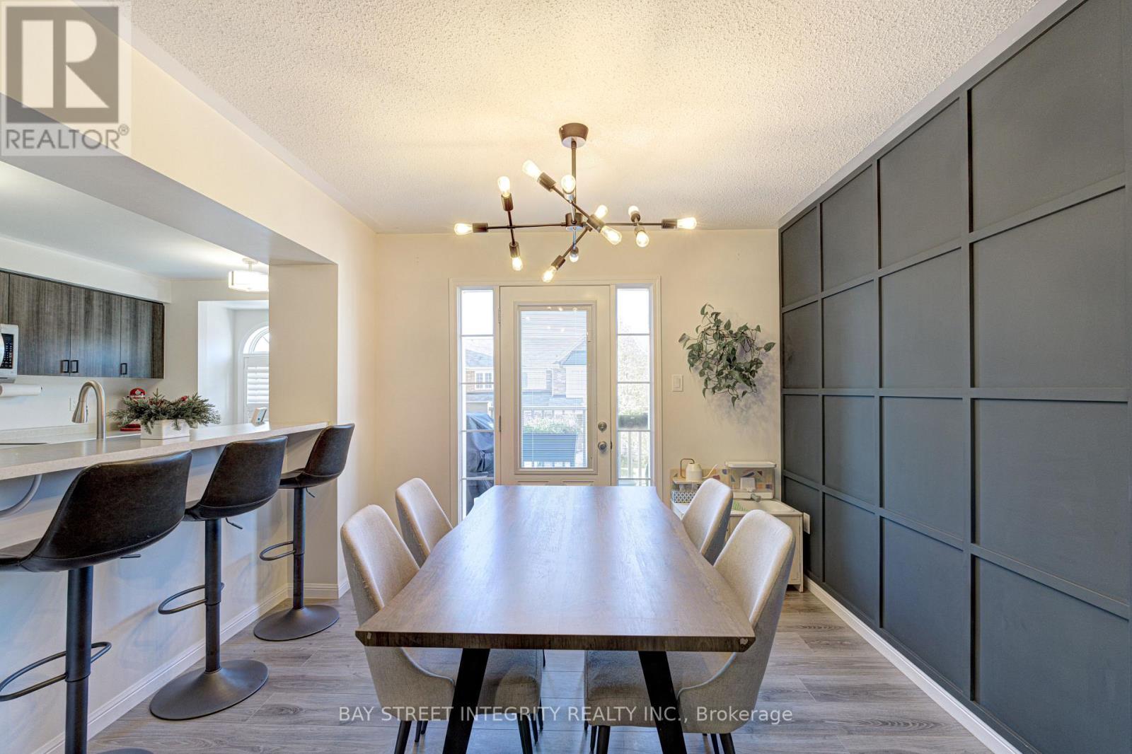 1033 Stemman Place, Milton, Ontario  L9T 8R1 - Photo 13 - W12980632