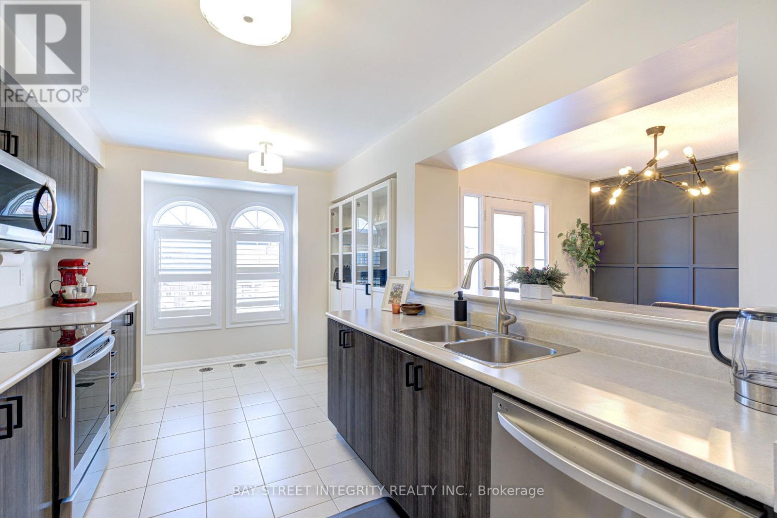 1033 Stemman Place, Milton, Ontario  L9T 8R1 - Photo 16 - W12980632