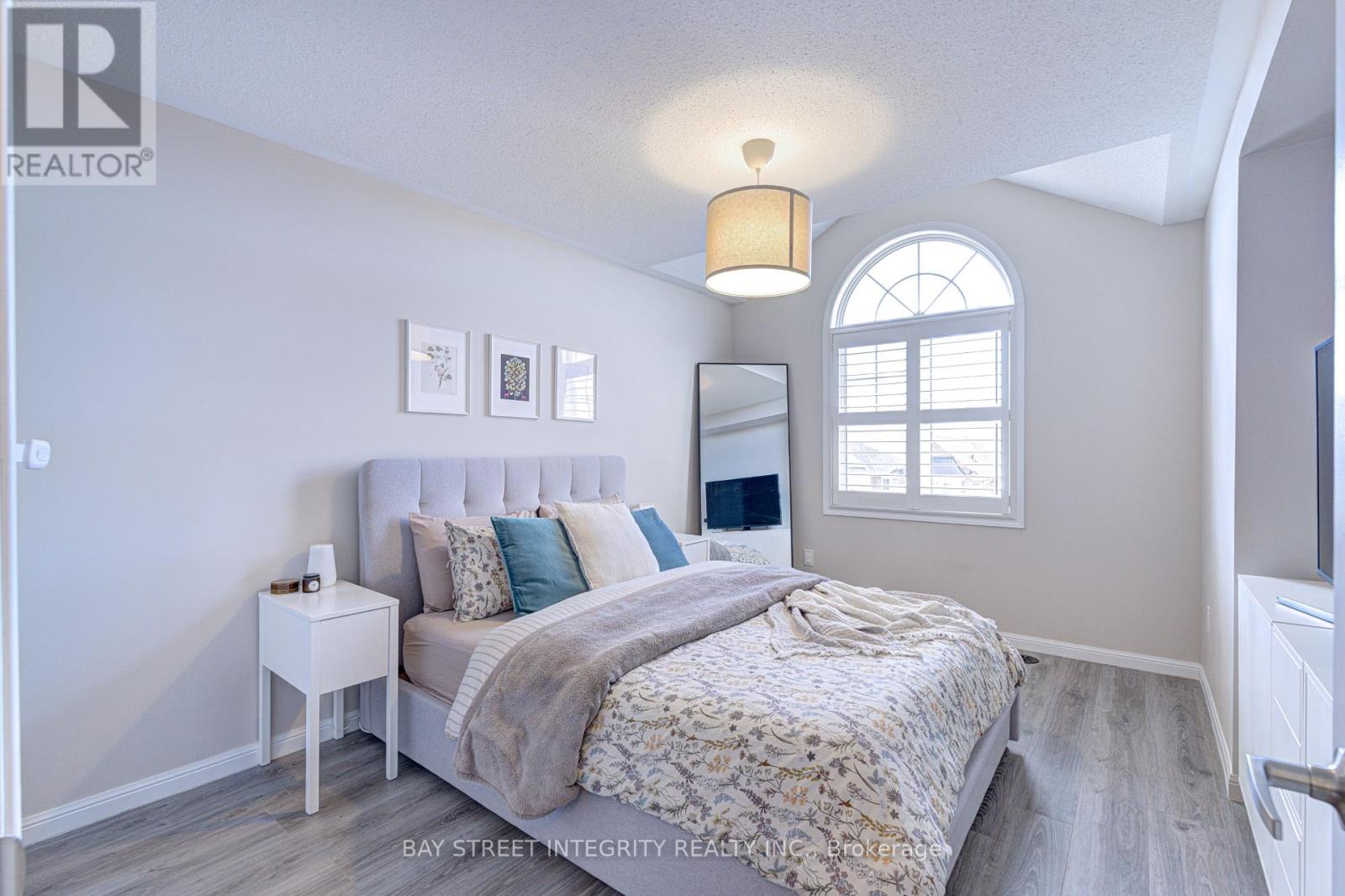 1033 Stemman Place, Milton, Ontario  L9T 8R1 - Photo 22 - W12980632