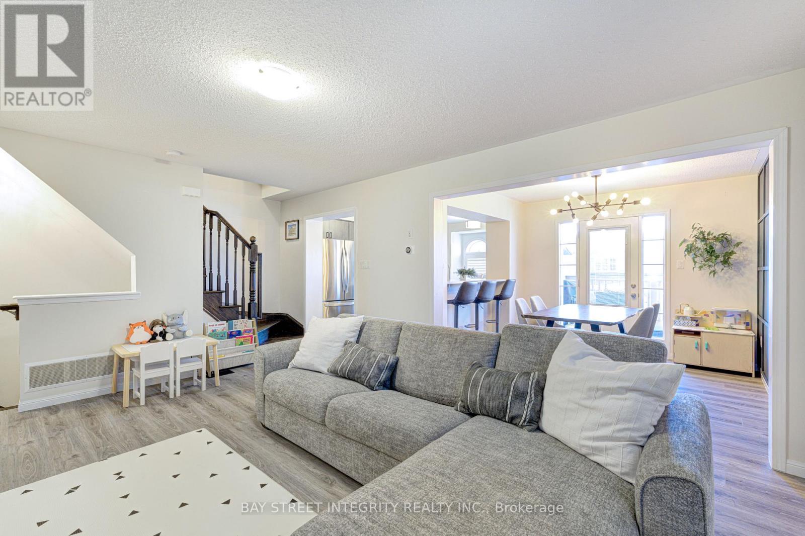 1033 Stemman Place, Milton, Ontario  L9T 8R1 - Photo 8 - W12980632