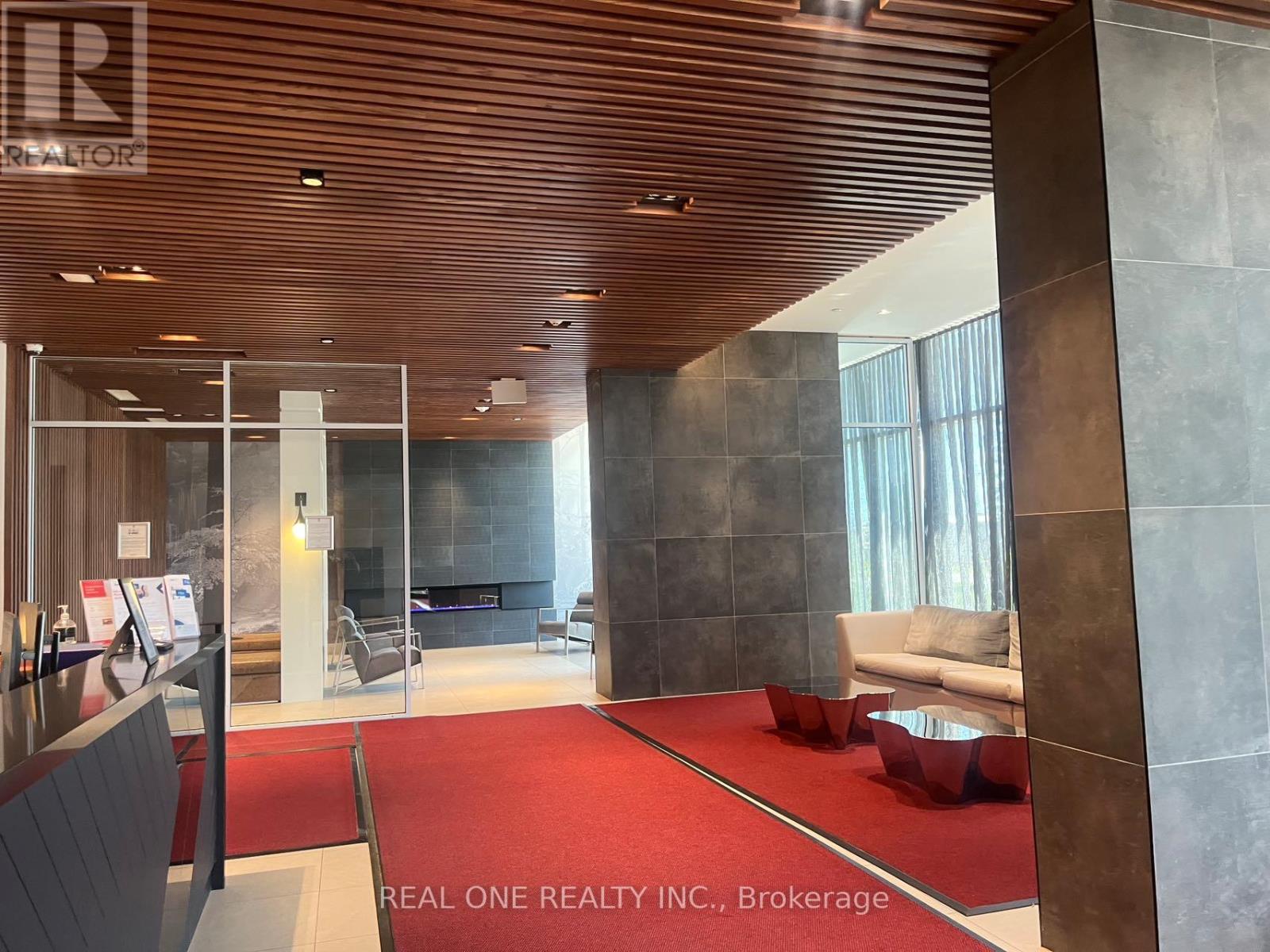 706 - 297 Oak Walk Drive, Oakville, Ontario  L6H 6Z3 - Photo 12 - W12980638