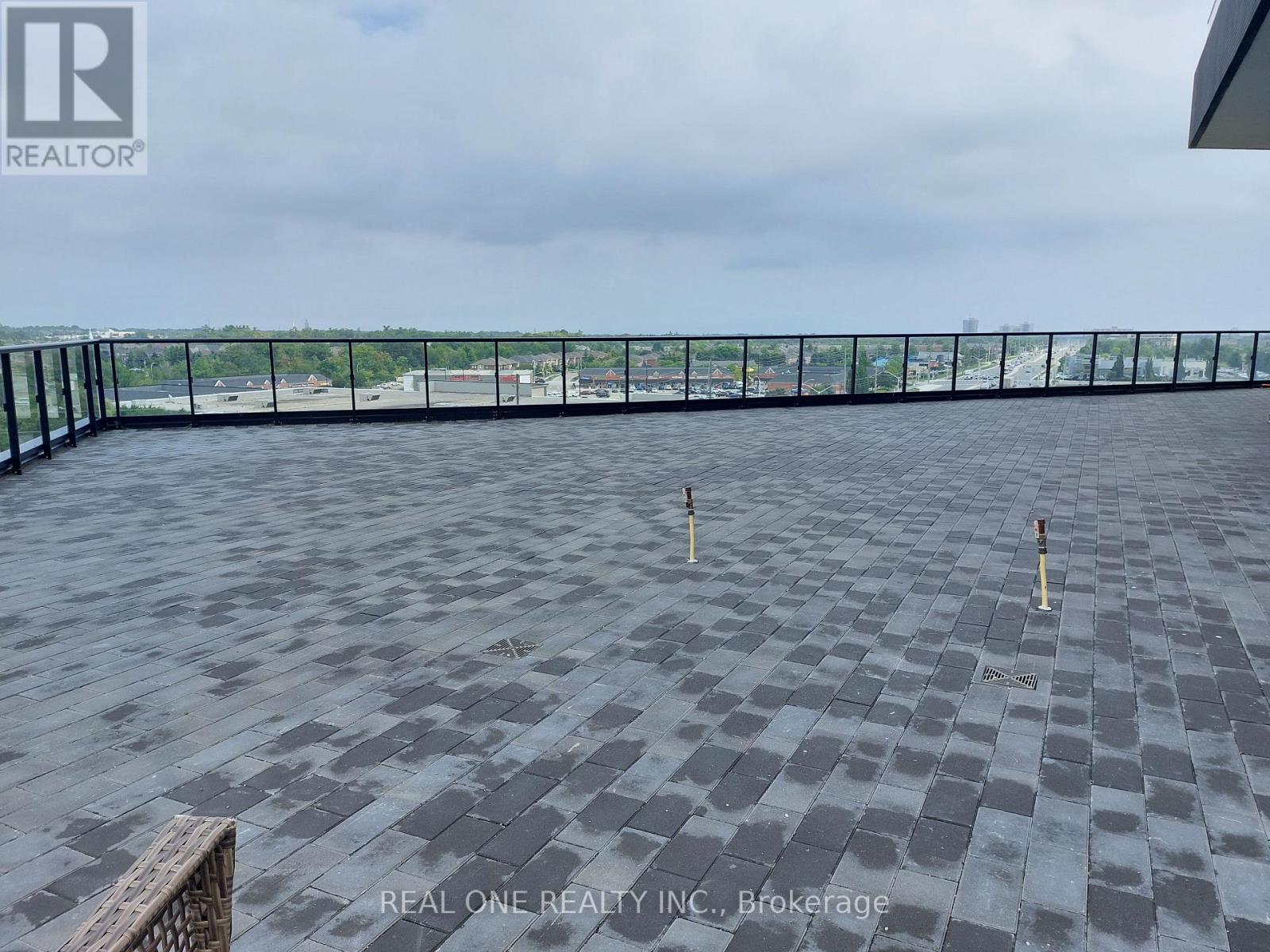 706 - 297 Oak Walk Drive, Oakville, Ontario  L6H 6Z3 - Photo 14 - W12980638