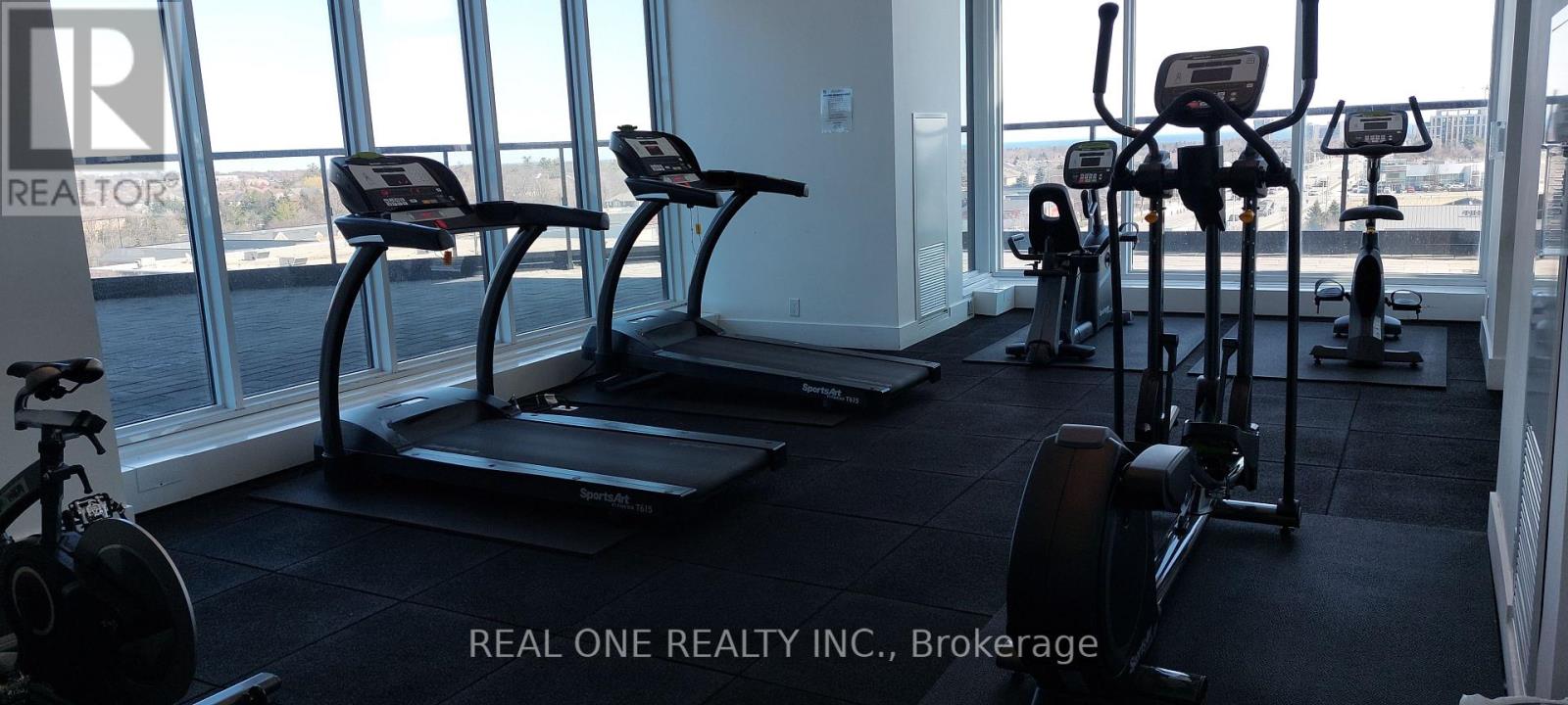 706 - 297 Oak Walk Drive, Oakville, Ontario  L6H 6Z3 - Photo 18 - W12980638