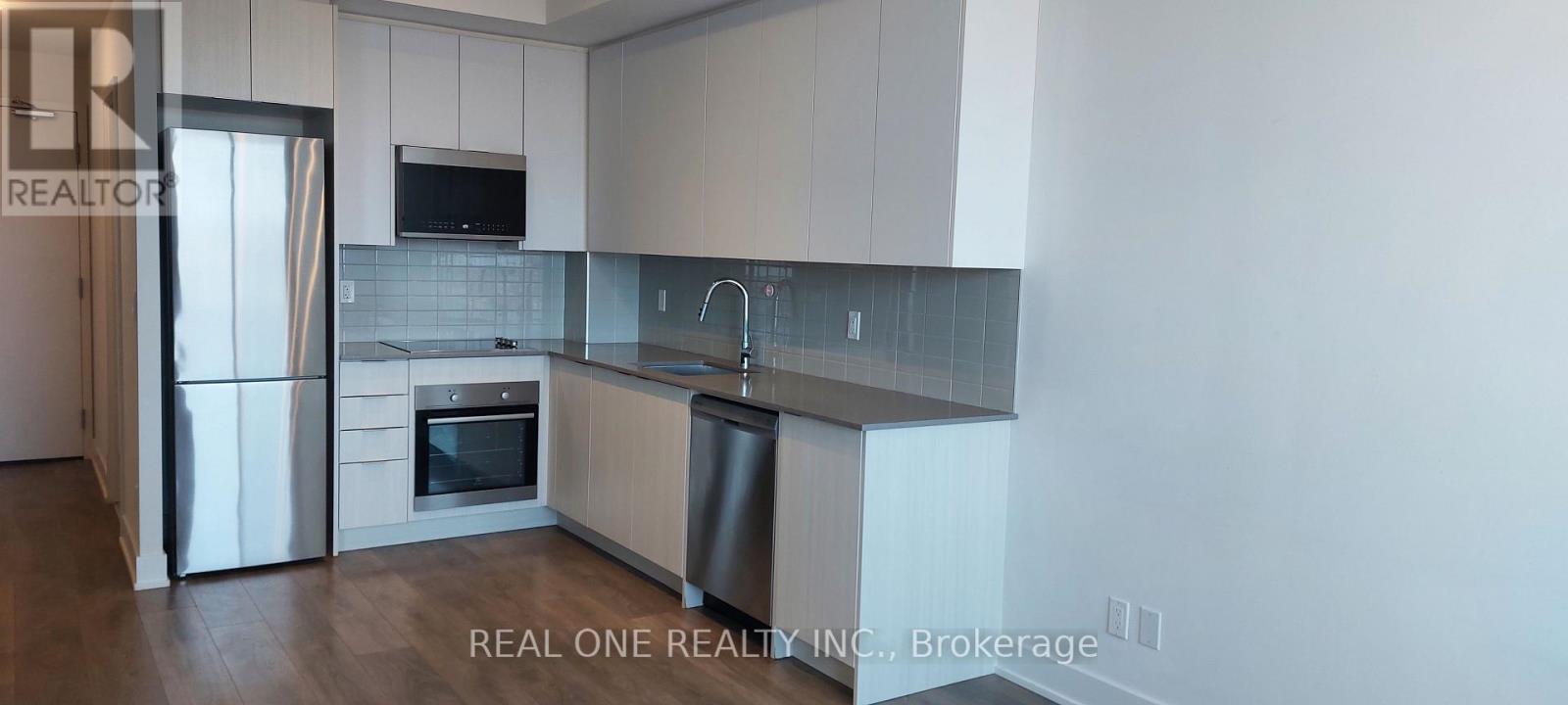 706 - 297 Oak Walk Drive, Oakville, Ontario  L6H 6Z3 - Photo 9 - W12980638