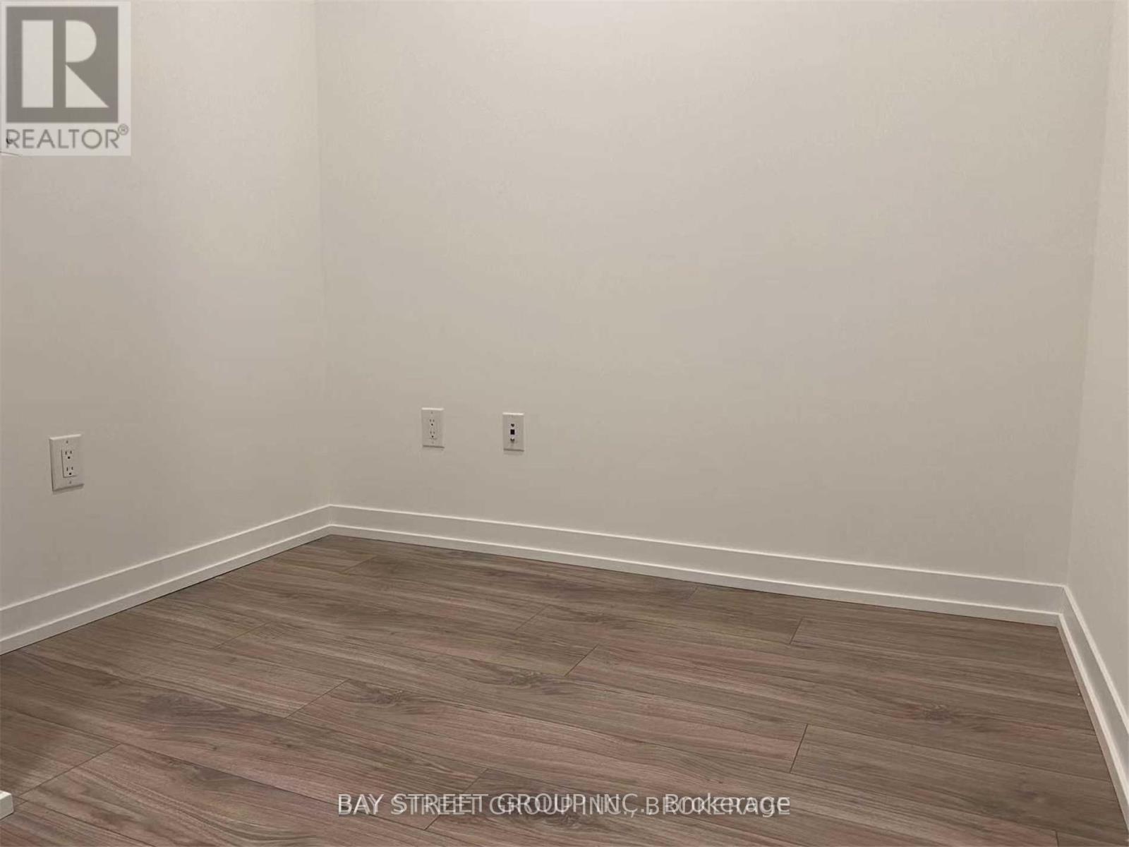 1705 - 4065 Confederation Parkway, Mississauga, Ontario  L5B 0L4 - Photo 12 - W12980662