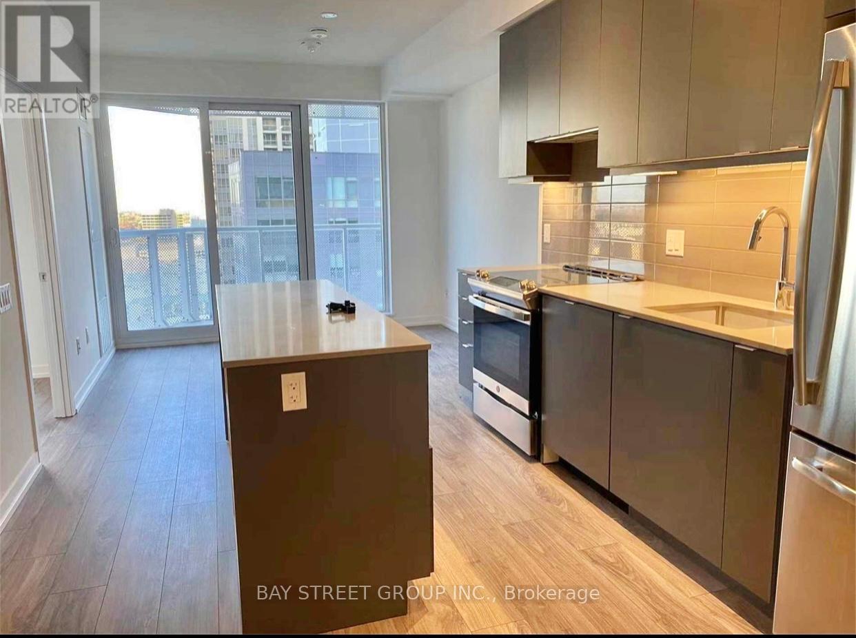 1705 - 4065 Confederation Parkway, Mississauga, Ontario  L5B 0L4 - Photo 6 - W12980662