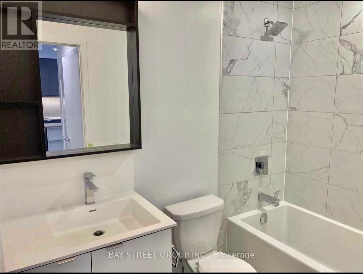 1705 - 4065 Confederation Parkway, Mississauga, Ontario  L5B 0L4 - Photo 8 - W12980662