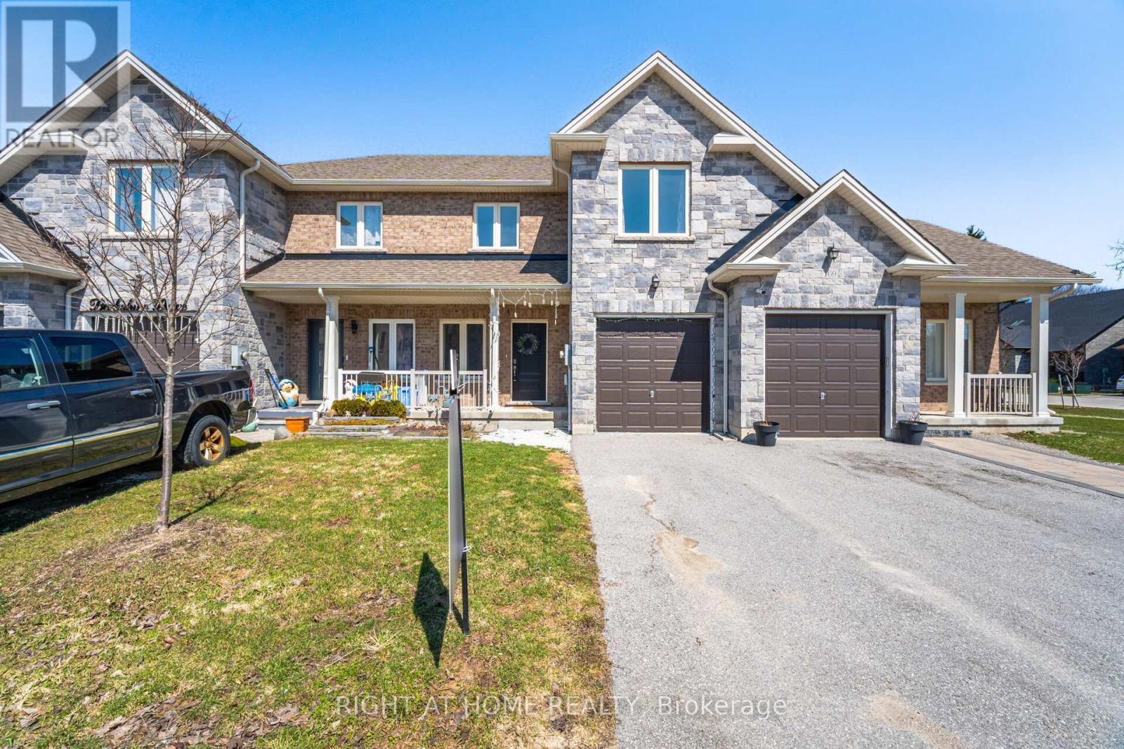 165 Berkshire Drive N, Wellington North, Ontario  N0G 1A0 - Photo 3 - X12980656