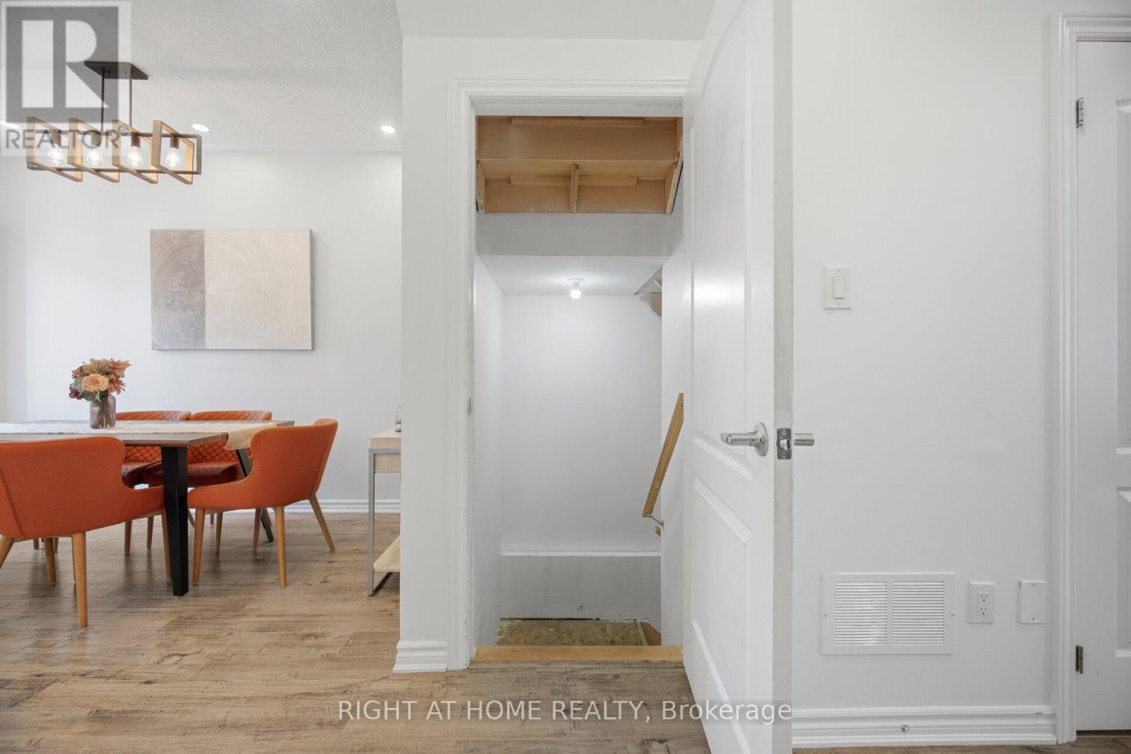 165 Berkshire Drive N, Wellington North, Ontario  N0G 1A0 - Photo 35 - X12980656