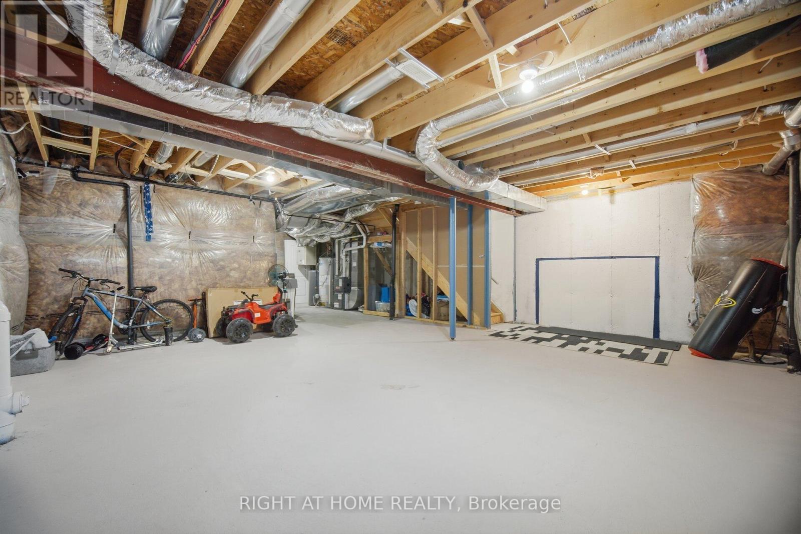 165 Berkshire Drive N, Wellington North, Ontario  N0G 1A0 - Photo 36 - X12980656