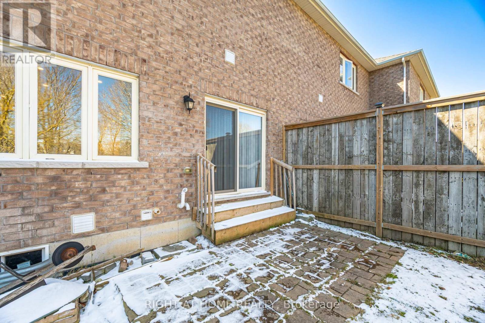 165 Berkshire Drive N, Wellington North, Ontario  N0G 1A0 - Photo 39 - X12980656