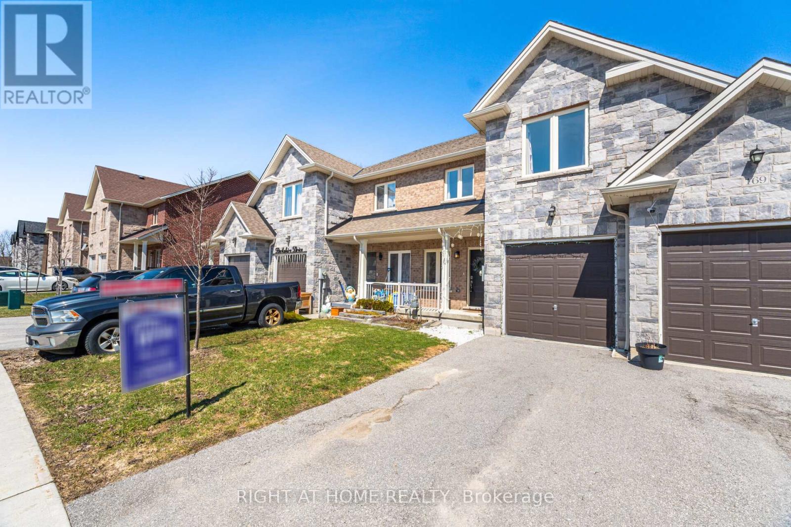 165 Berkshire Drive N, Wellington North, Ontario  N0G 1A0 - Photo 4 - X12980656