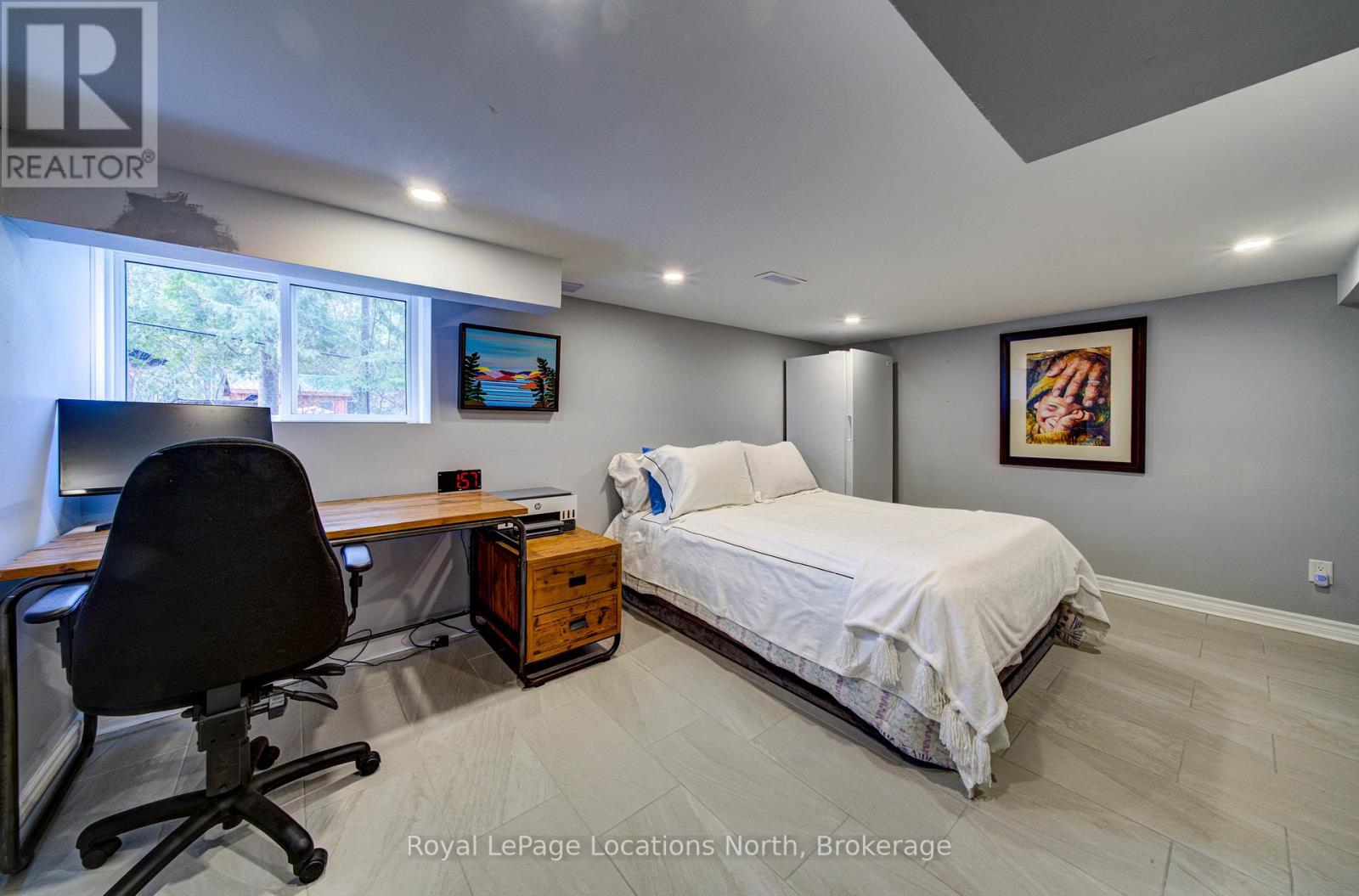 2 Maplewood Drive, Tiny, Ontario  L0L 1P1 - Photo 32 - S12980704