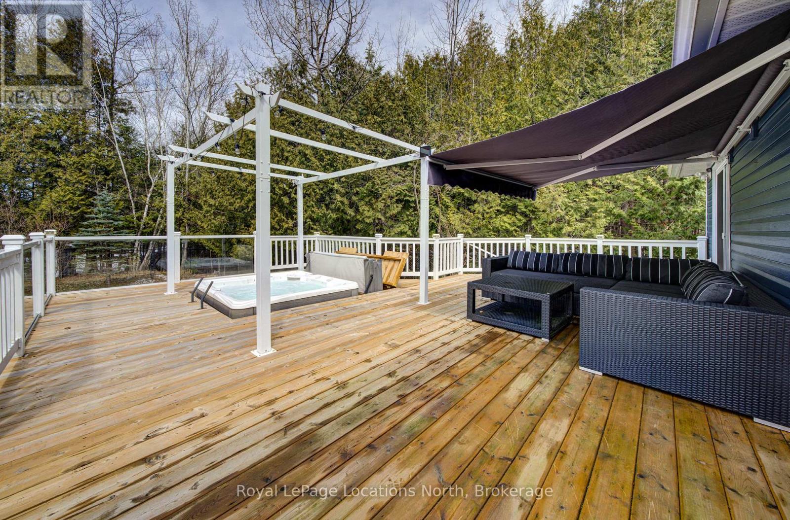 2 Maplewood Drive, Tiny, Ontario  L0L 1P1 - Photo 34 - S12980704