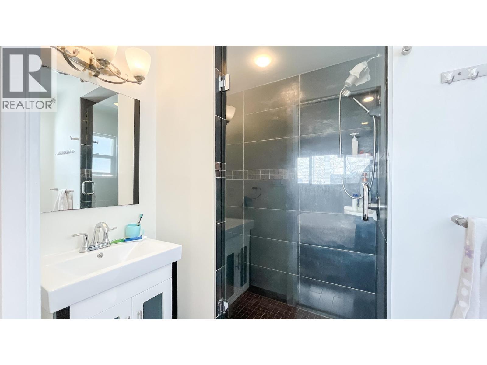 1420 Park Drive, Vancouver, British Columbia  V6P 2K7 - Photo 14 - R3108770