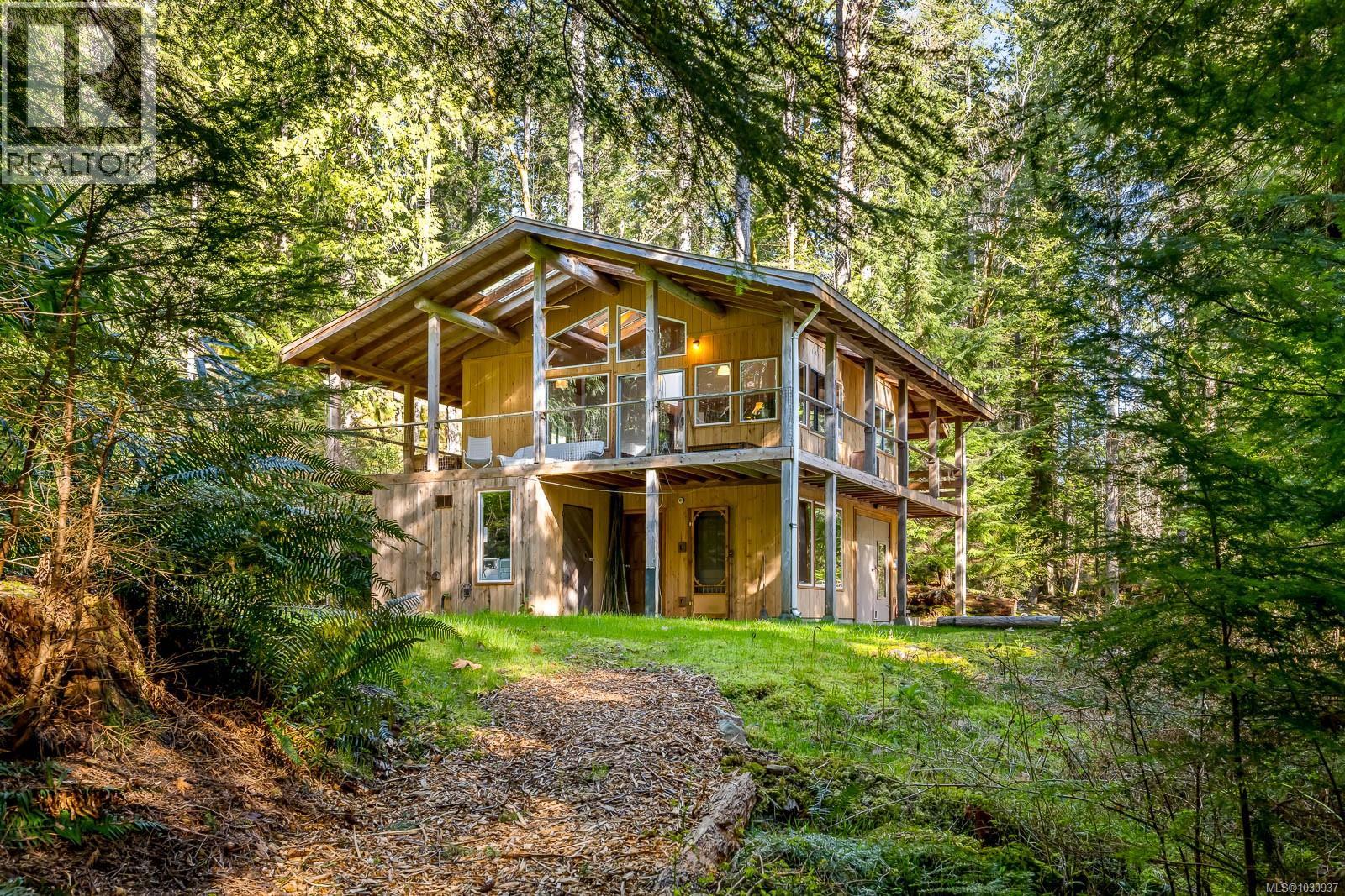 421 Whaletown Rd, Cortes Island, British Columbia