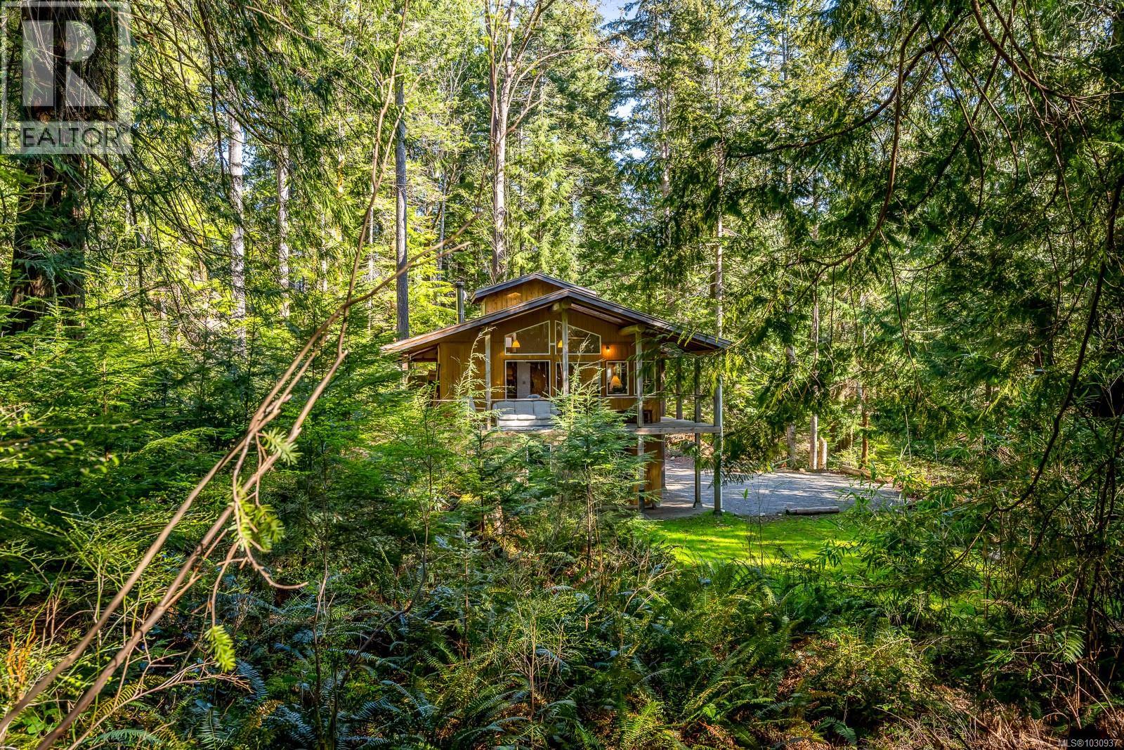 421 Whaletown Rd, Cortes Island, British Columbia  V0P 1Z0 - Photo 30 - 1030937