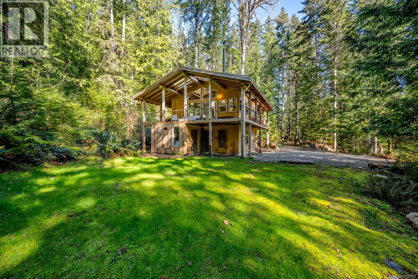 421 Whaletown Rd, Cortes Island, British Columbia  V0P 1Z0 - Photo 31 - 1030937