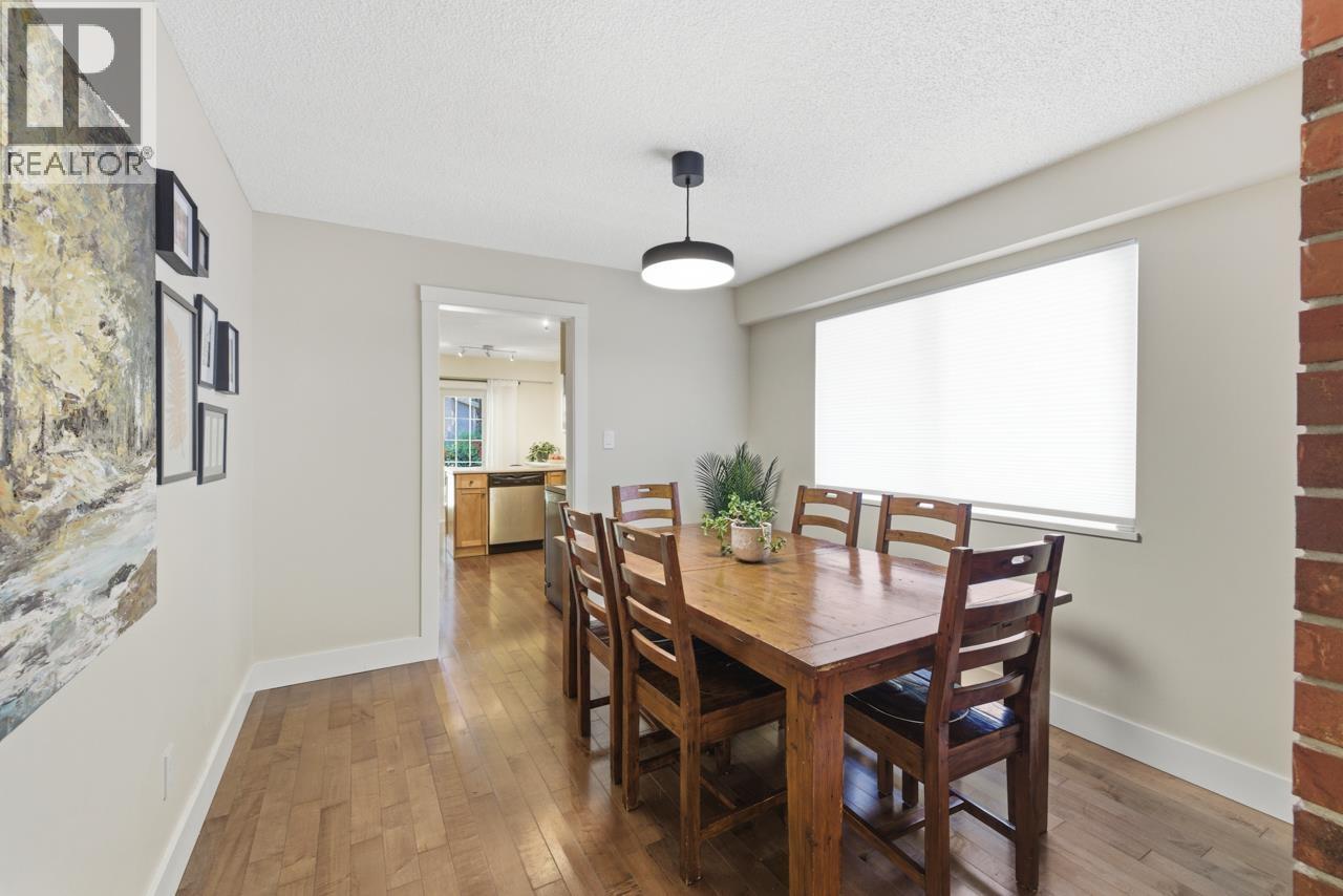 1762 Evelyn Street, North Vancouver, British Columbia V7K 1V1 - Photo 9 - R3109115