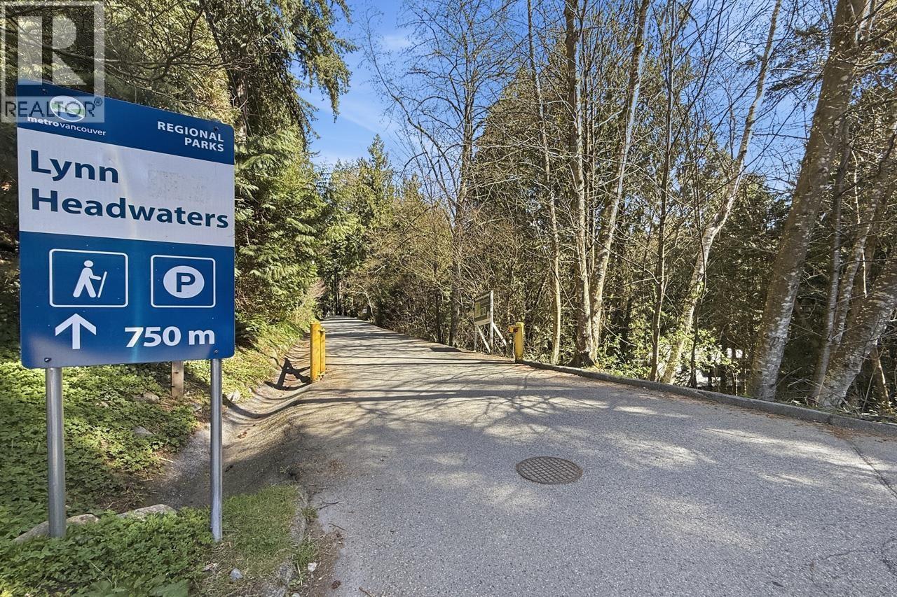 1762 Evelyn Street, North Vancouver, British Columbia V7K 1V1 - Photo 31 - R3109115