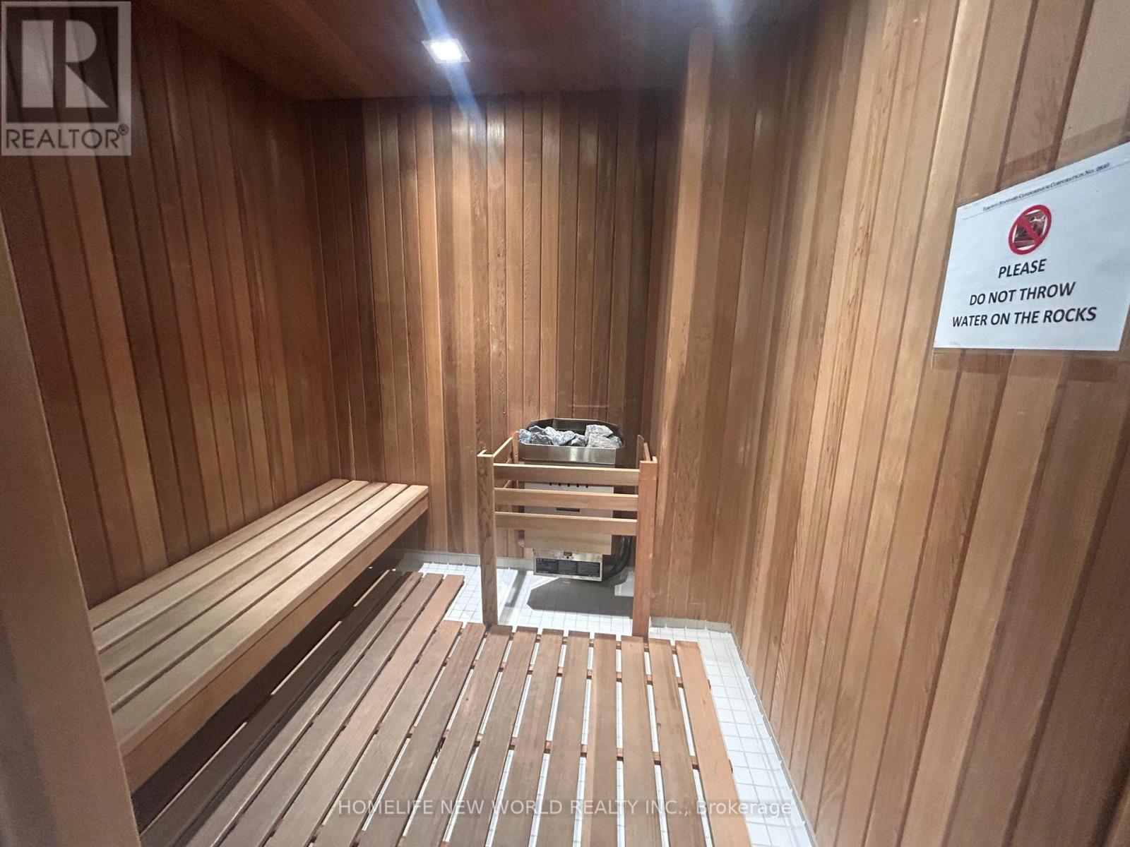 516 - 15 Queens Quay E, Toronto, Ontario  M5E 0A4 - Photo 12 - C12980680