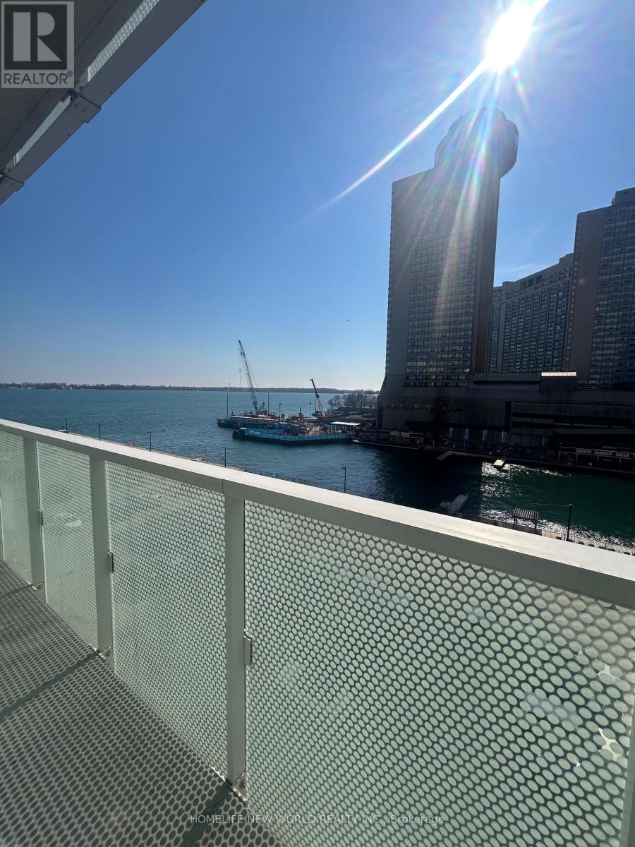 516 - 15 Queens Quay E, Toronto, Ontario  M5E 0A4 - Photo 17 - C12980680