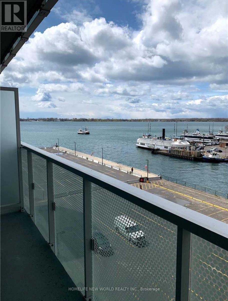 516 - 15 Queens Quay E, Toronto, Ontario  M5E 0A4 - Photo 3 - C12980680