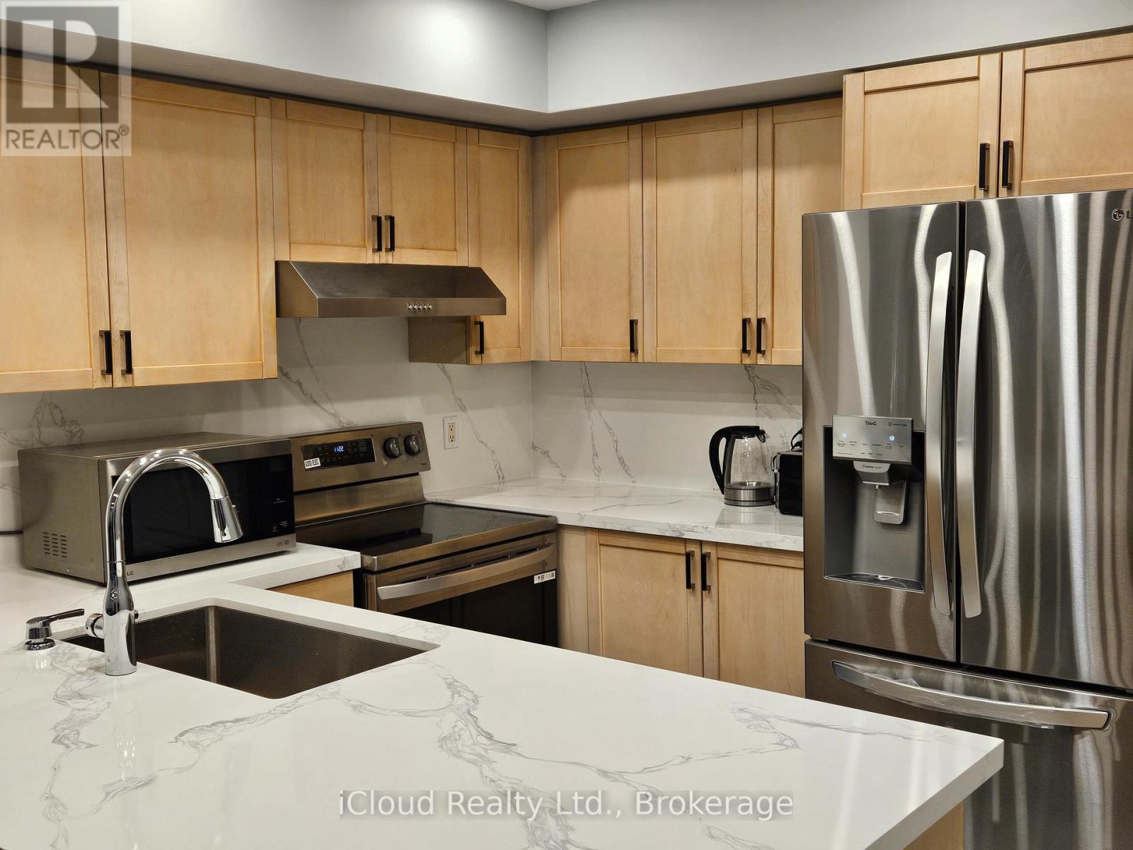 11 - 285 Antibes Drive, Toronto, Ontario  M2R 3X9 - Photo 9 - C12980692