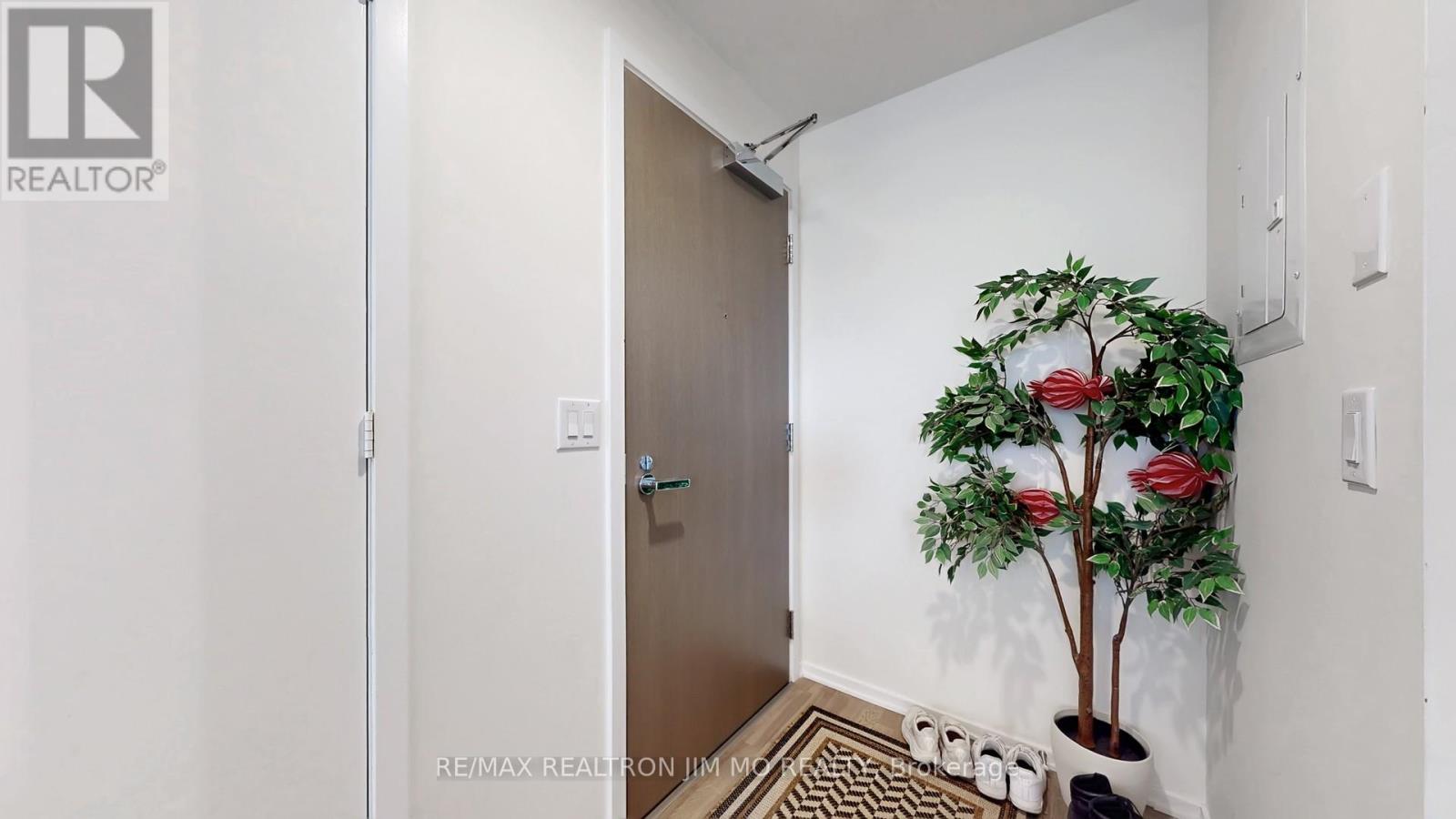 3409 - 1 Bloor Street E, Toronto, Ontario  M4W 0A8 - Photo 24 - C12980716