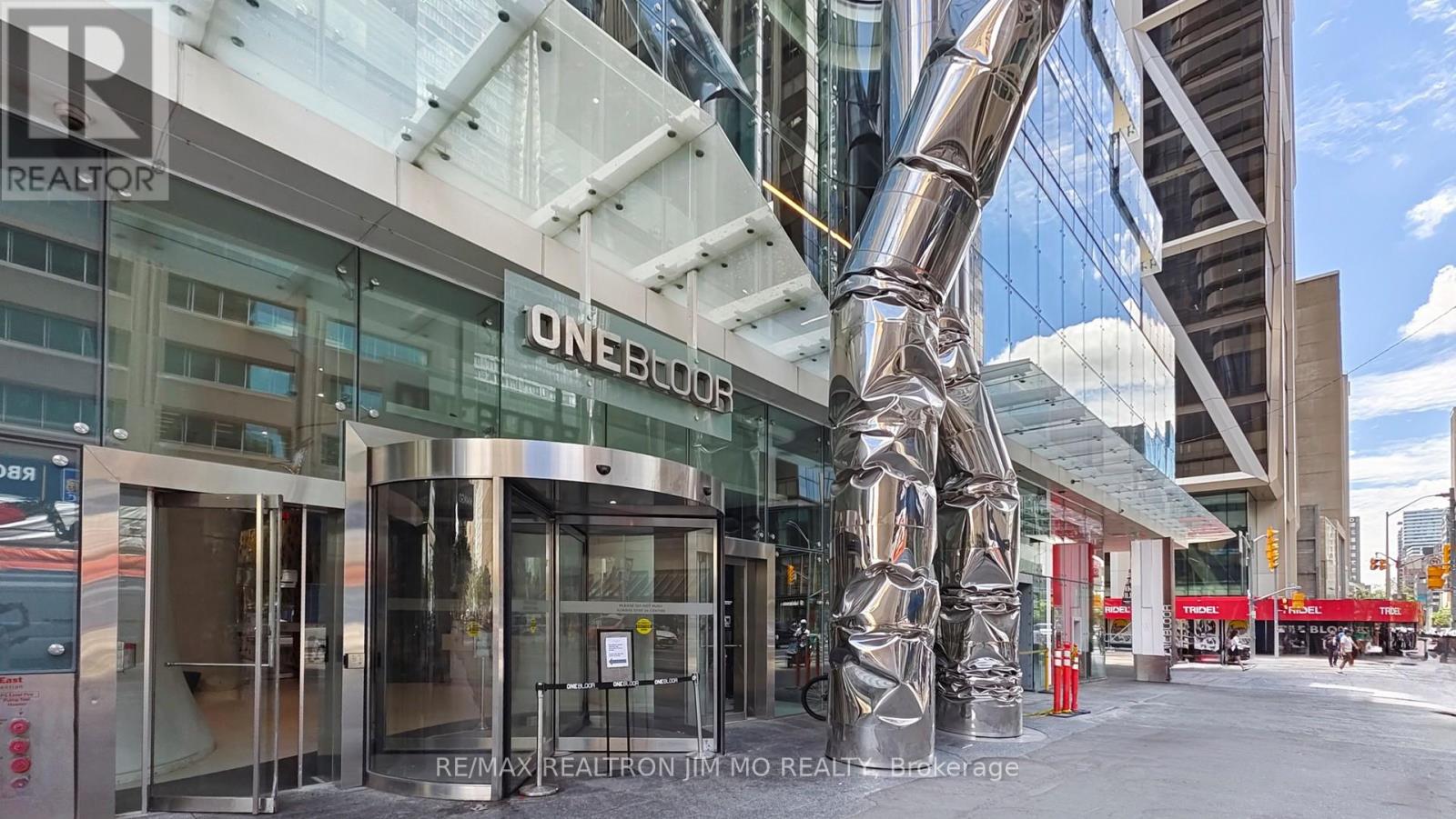 3409 - 1 Bloor Street E, Toronto, Ontario  M4W 0A8 - Photo 3 - C12980716