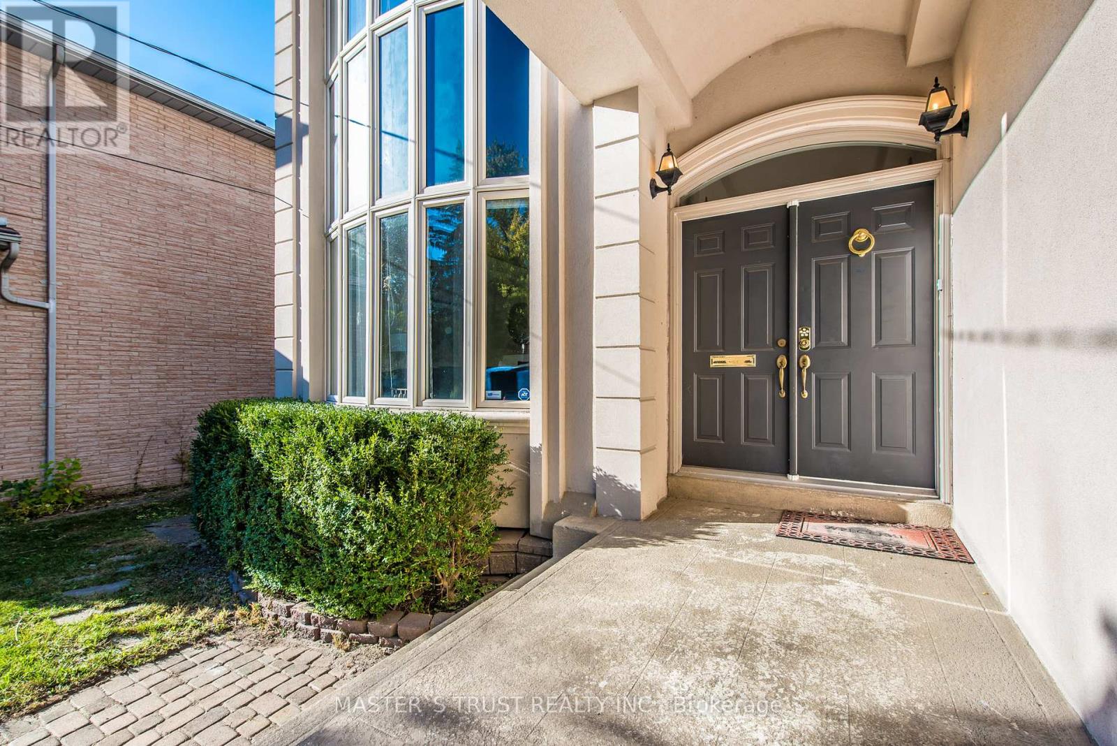 242 Empress Avenue, Toronto, Ontario  M2N 3T9 - Photo 3 - C12980718