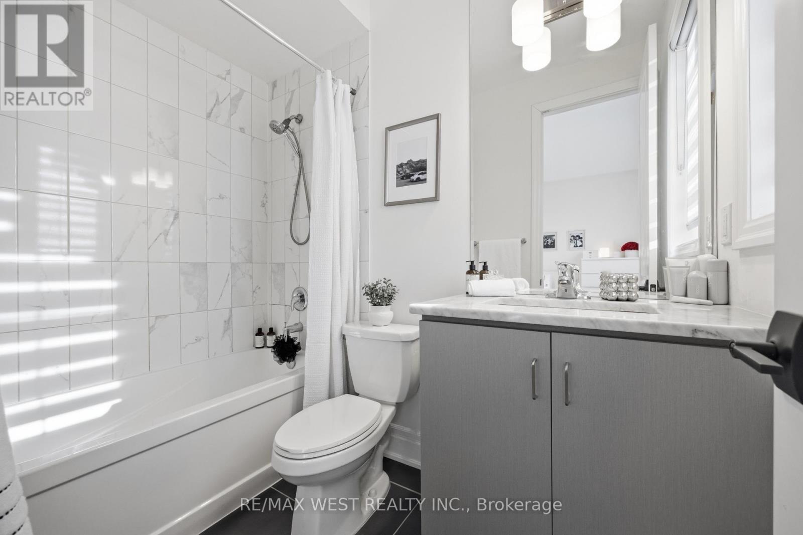 497 Kleinburg Summit Way, Vaughan, Ontario  L4H 4T5 - Photo 25 - N12980684