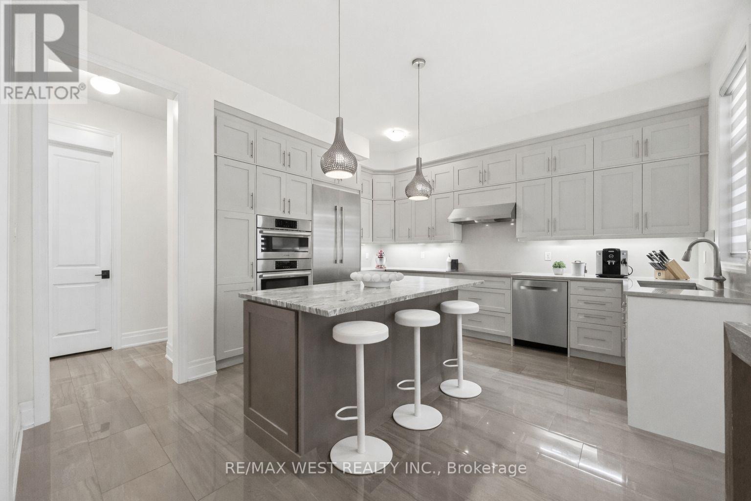 497 Kleinburg Summit Way, Vaughan, Ontario  L4H 4T5 - Photo 9 - N12980684