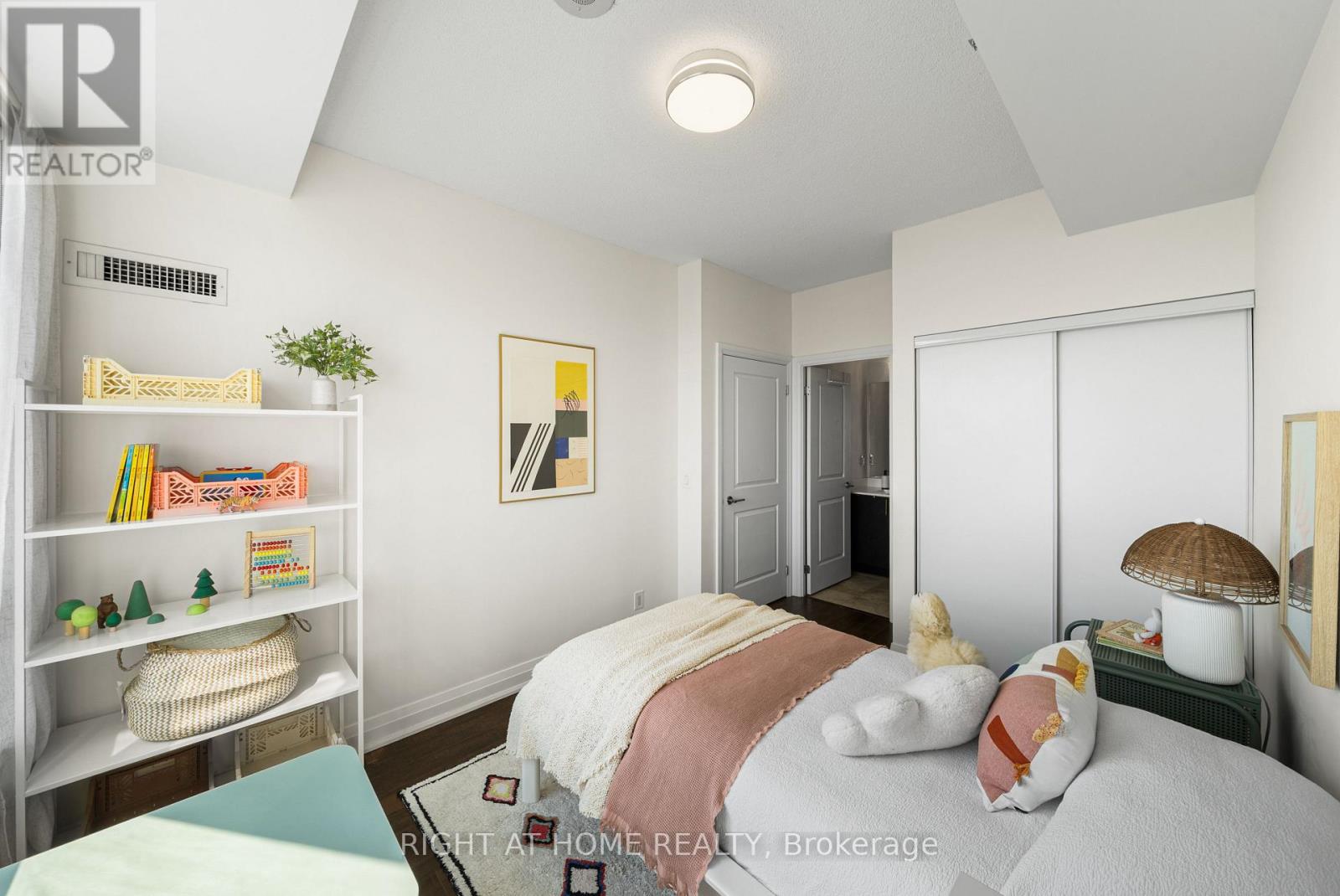 611 - 520 Steeles Avenue W, Vaughan, Ontario  L4J 0H2 - Photo 21 - N12980686