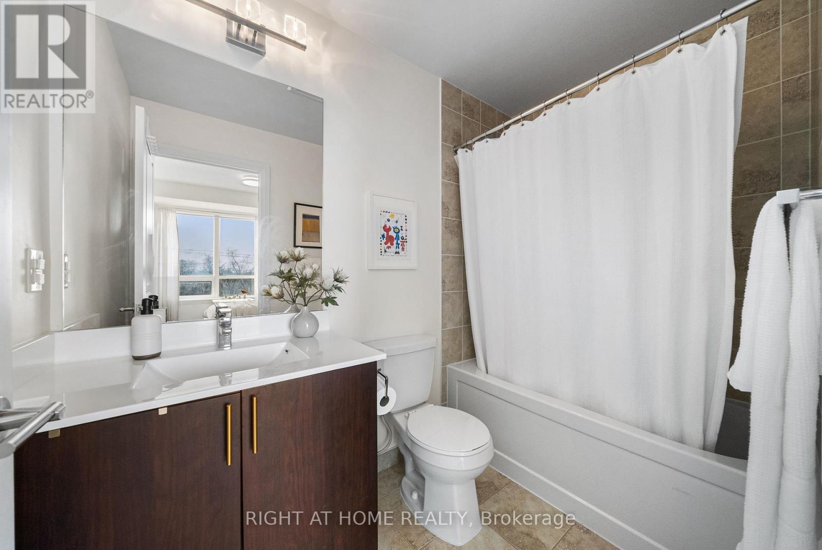 611 - 520 Steeles Avenue W, Vaughan, Ontario  L4J 0H2 - Photo 22 - N12980686