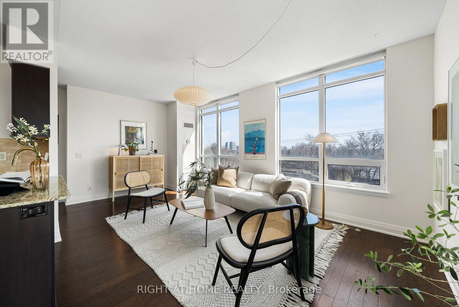 611 - 520 Steeles Avenue W, Vaughan, Ontario  L4J 0H2 - Photo 3 - N12980686