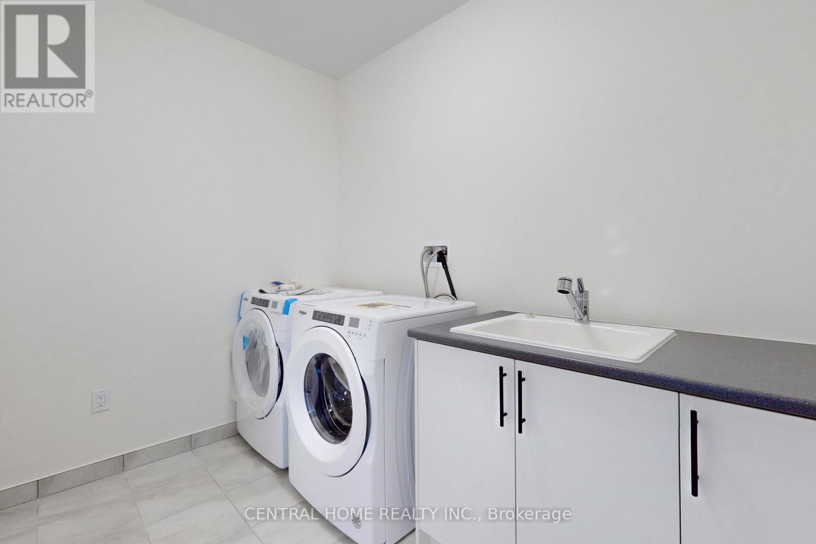 27 Upbound Court, East Gwillimbury, Ontario  L9N 0E5 - Photo 33 - N12980706